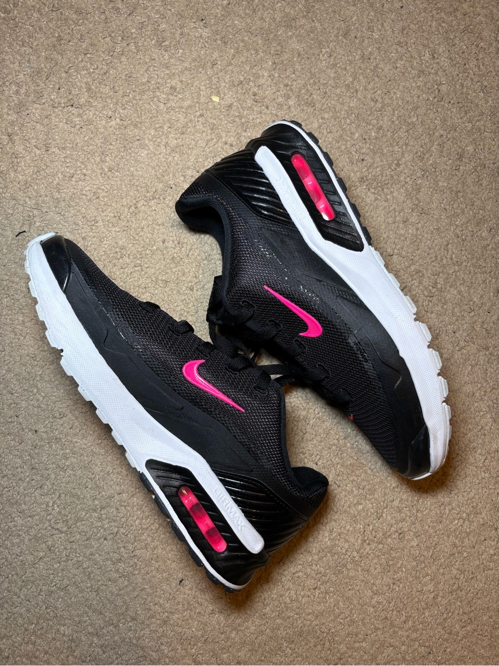 Nike Air Max Bia Women's Shoes hyper pink size 9.5 - Picture 3 of 5